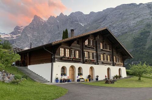 Photo 1 - Maison de 2 chambres à Innertkirchen avec jardin et vues sur la montagne