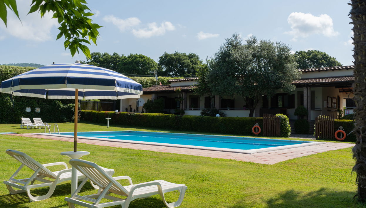 Casa de 2 quartos em Bolsena com piscina e jardim - Foto 1