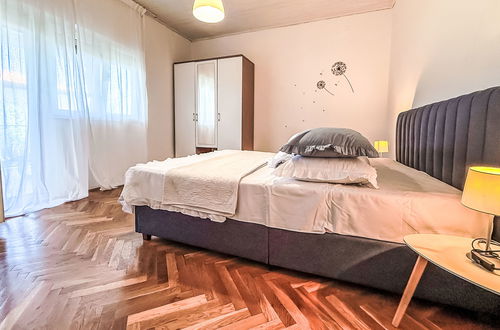 Foto 25 - Haus mit 4 Schlafzimmern in Jasenice mit garten