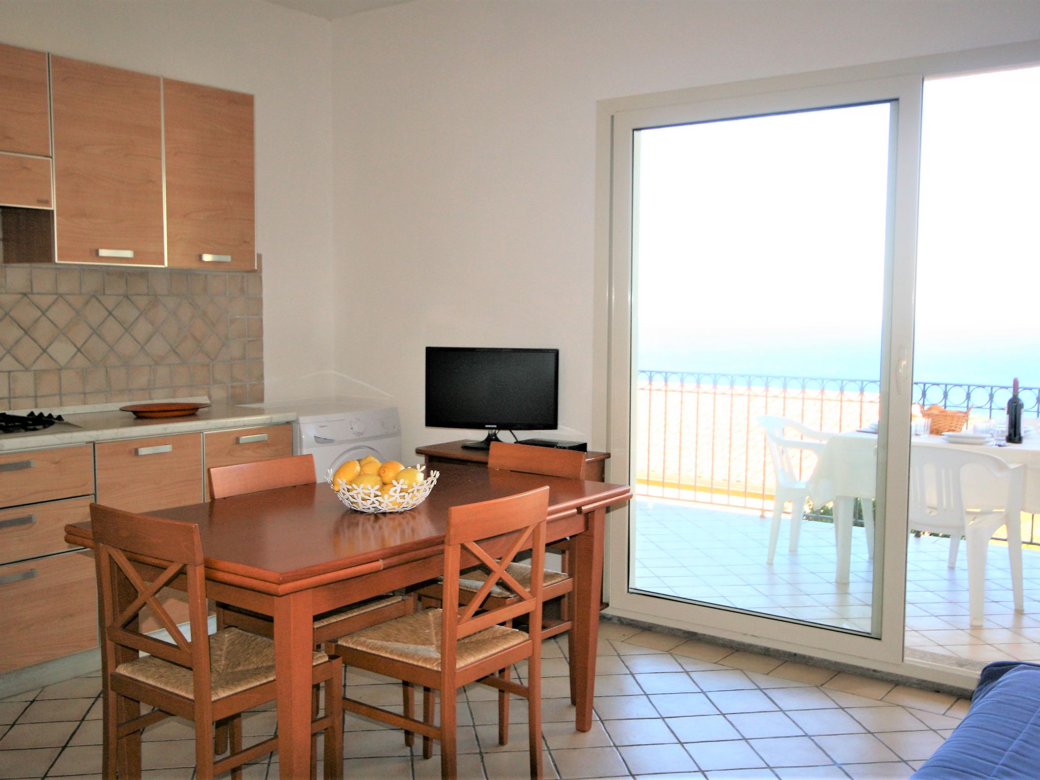 Foto 7 - Apartamento de 2 habitaciones en Trinità d'Agultu e Vignola con vistas al mar