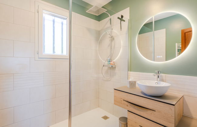 Casa de 4 quartos em Grimaud com piscina privada e jardim - Foto 19