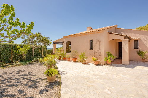 Foto 30 - Casa de 3 habitaciones en Grimaud con piscina privada y vistas al mar