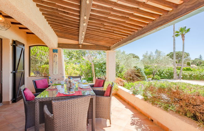 Casa de 4 quartos em Grimaud com piscina privada e jardim - Foto 31