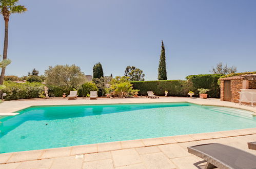 Foto 26 - Casa de 3 quartos em Grimaud com piscina privada e jardim