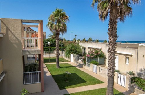 Foto 5 - Apartamento de 2 quartos em Saint-Cyprien com terraço e vistas do mar