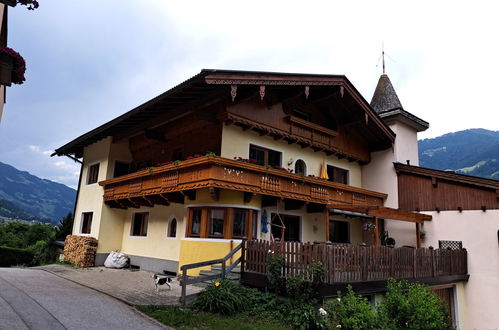 Foto 43 - Appartamento con 5 camere da letto a Schwendau con vista sulle montagne