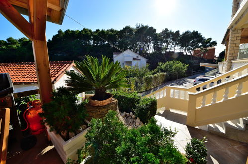 Photo 24 - 1 bedroom Apartment in Rab with swimming pool and sea view