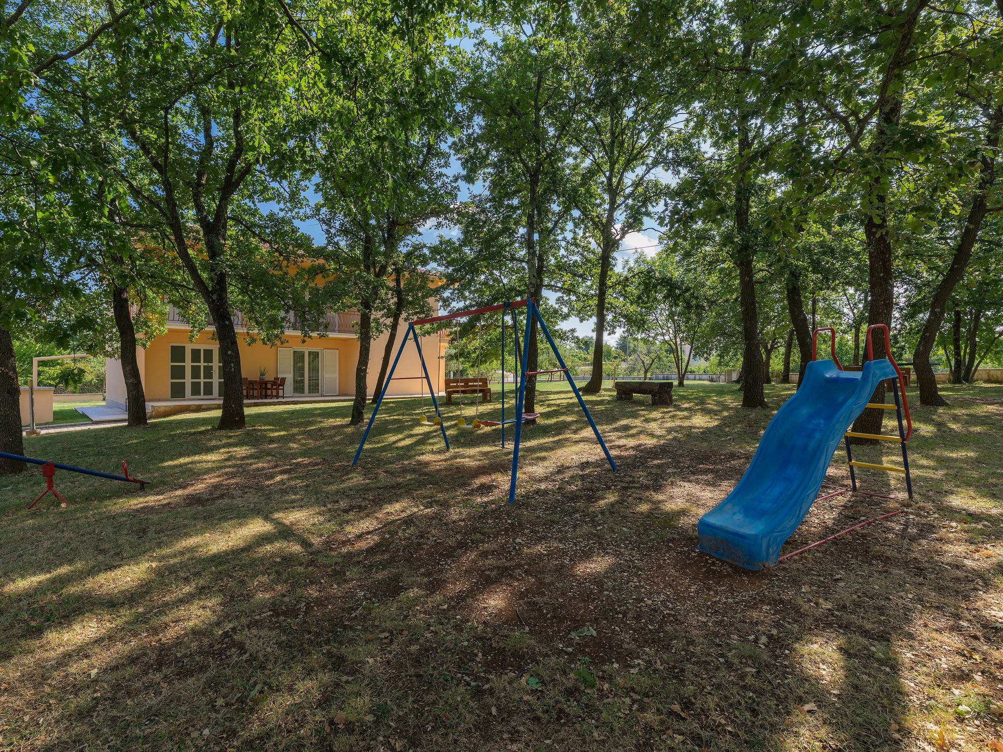 Foto 44 - Apartment mit 2 Schlafzimmern in Žminj mit schwimmbad und blick aufs meer