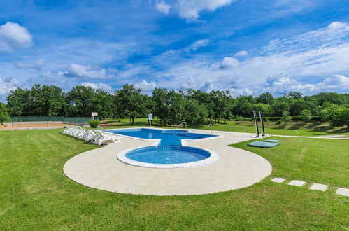 Photo 52 - Appartement de 3 chambres à Žminj avec piscine et jardin