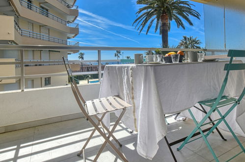 Photo 16 - 1 bedroom Apartment in Saint-Raphaël with terrace and sea view