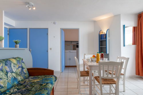 Foto 4 - Apartamento de 2 quartos em Canet-en-Roussillon com piscina e vistas do mar