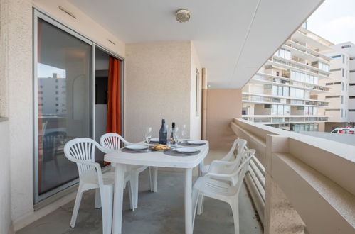 Foto 18 - Apartamento de 2 quartos em Canet-en-Roussillon com piscina e terraço