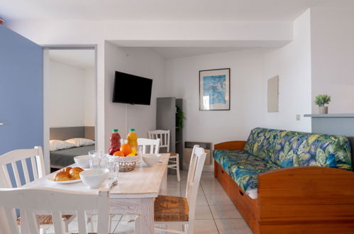 Photo 12 - 2 bedroom Apartment in Canet-en-Roussillon with swimming pool and terrace