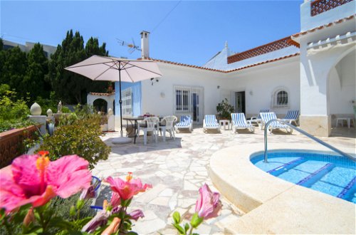 Photo 4 - 4 bedroom House in l'Alfàs del Pi with private pool and sea view