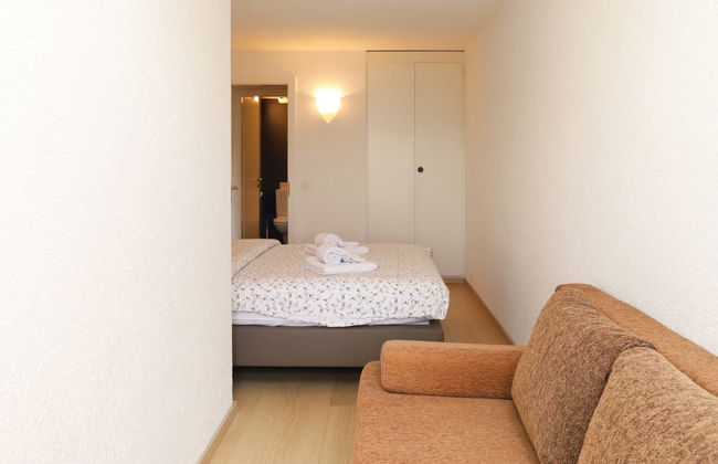 Apartamento de 2 quartos em Crans-Montana com piscina e terraço - Foto 13