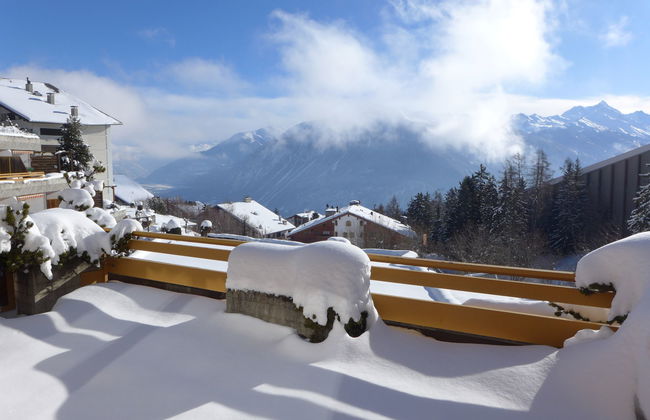 Apartamento de 2 quartos em Crans-Montana com piscina e terraço - Foto 29
