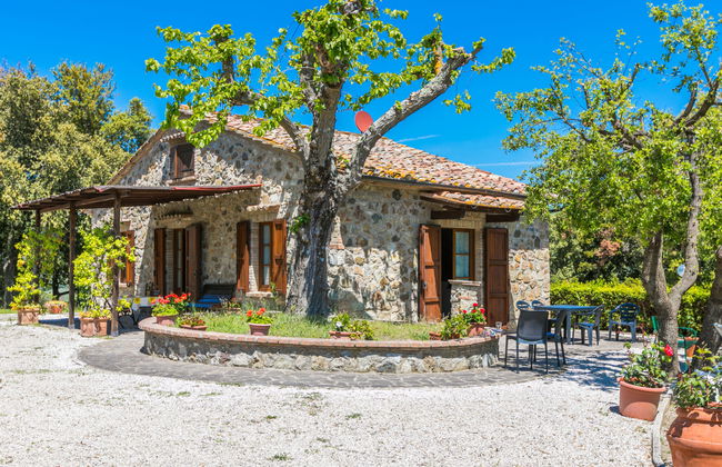 Casa de 2 quartos em Volterra com piscina e jardim - Foto 2