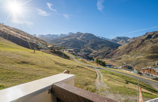 Foto 3 - Appartamento con 2 camere da letto a Les Belleville con vista sulle montagne