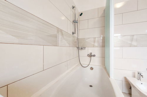 Photo 7 - 2 bedroom Apartment in Punat with garden and terrace