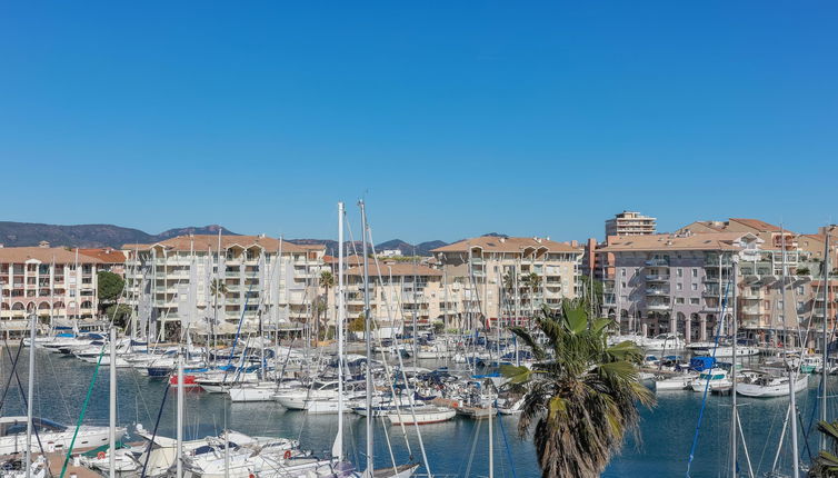 Foto 1 - Apartment mit 1 Schlafzimmer in Fréjus mit schwimmbad und blick aufs meer