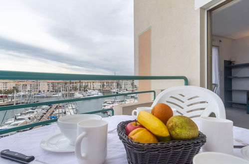 Foto 2 - Apartment mit 1 Schlafzimmer in Fréjus mit schwimmbad und blick aufs meer