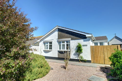 Photo 20 - 4 bedroom House in Padstow with garden and sea view