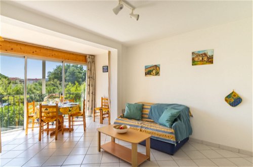 Foto 2 - Apartamento de 1 quarto em Le Lavandou com vistas do mar