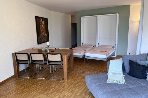 Photo 12 - Appartement de 1 chambre à Ascona avec vues sur la montagne