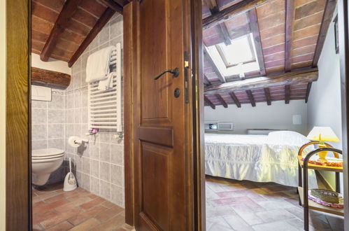 Foto 41 - Haus mit 10 Schlafzimmern in Cortona mit privater pool und garten