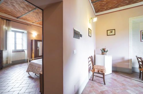 Foto 39 - Haus mit 10 Schlafzimmern in Cortona mit privater pool und garten