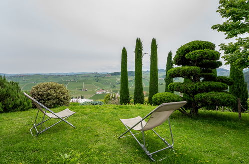 Photo 25 - 2 bedroom House in Barolo with garden and terrace