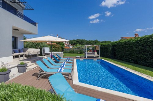 Foto 25 - Casa de 4 quartos em Kaštelir-Labinci com piscina privada e vistas do mar