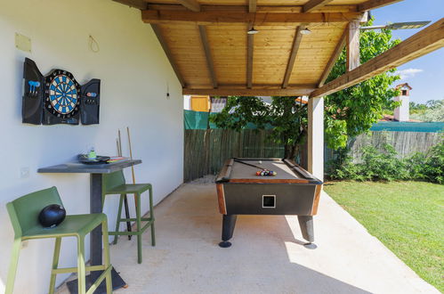 Photo 29 - Maison de 4 chambres à Kaštelir-Labinci avec piscine privée et jardin