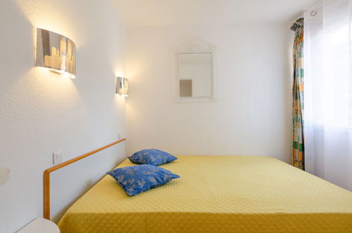 Foto 4 - Apartamento de 2 habitaciones en Sainte-Maxime con piscina y jardín