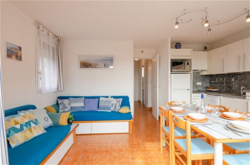 Foto 3 - Apartamento de 2 quartos em Sainte-Maxime com piscina e vistas do mar