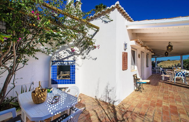 Casa de 4 quartos em Tavira com piscina e jardim - Foto 3
