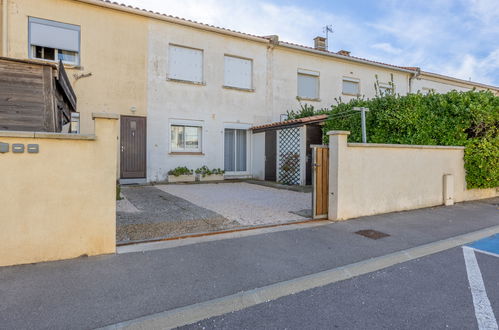 Photo 5 - Appartement de 2 chambres à Fleury avec terrasse et vues à la mer