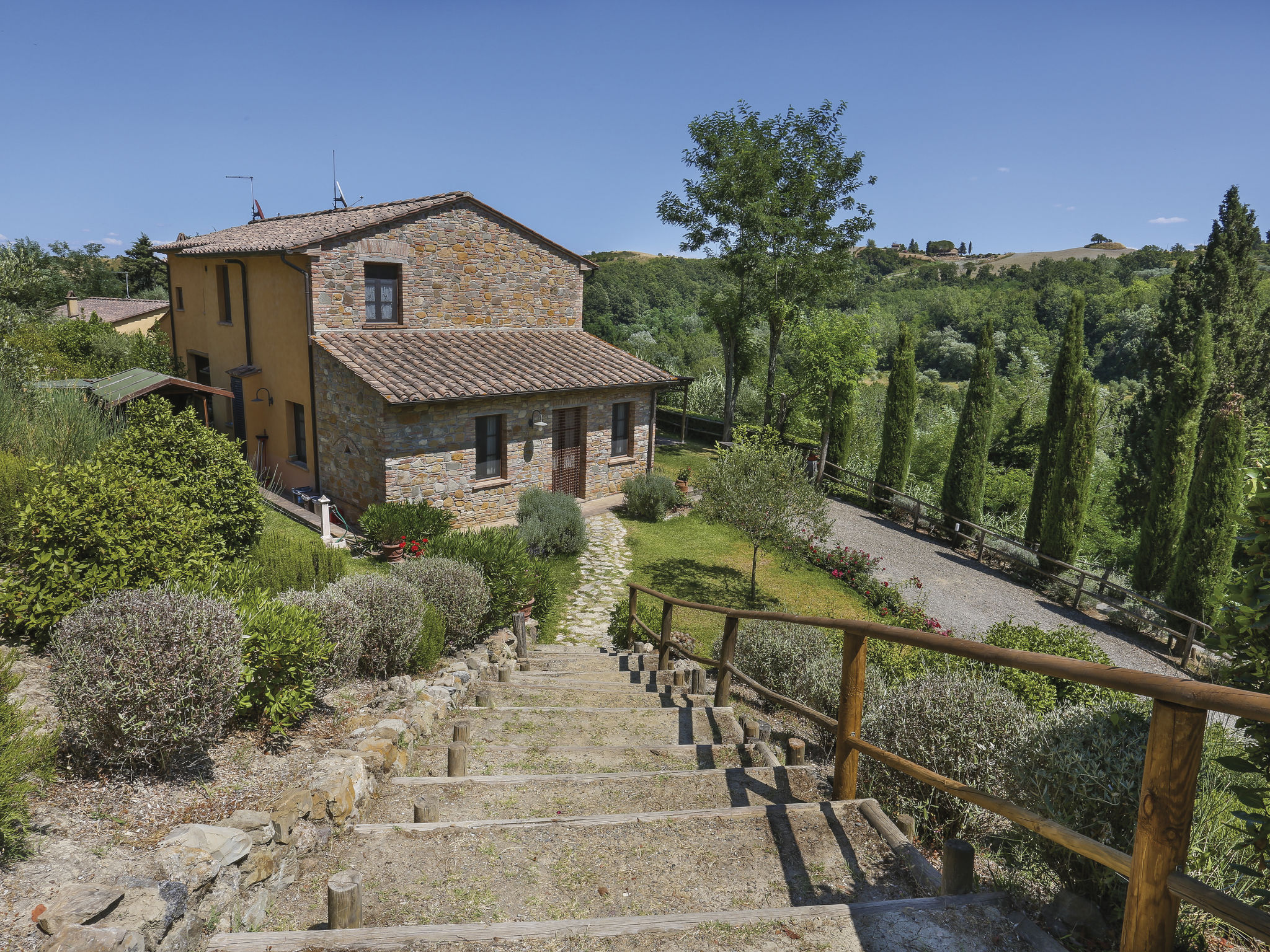 Foto 18 - Casa de 3 habitaciones en Montaione con piscina privada y jardín