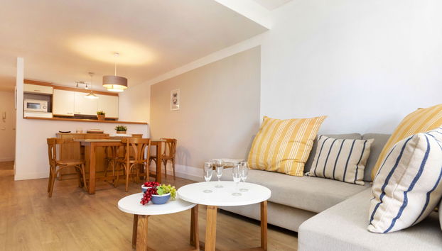 3 bedroom Apartment in Pals with swimming pool and garden - Photo 4