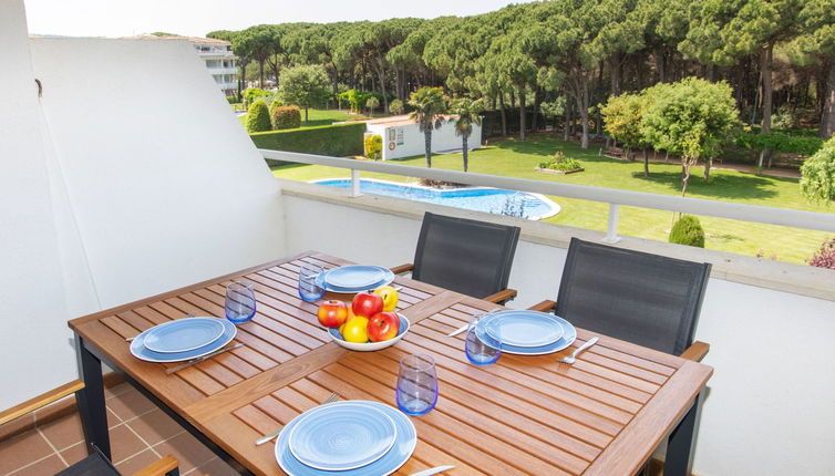 Photo 1 - 2 bedroom Apartment in Pals with swimming pool and sea view