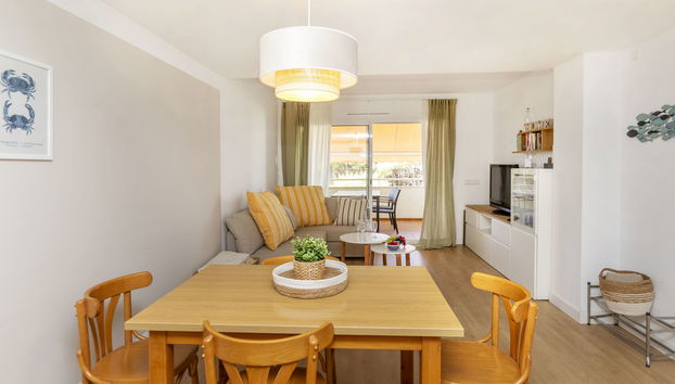 3 bedroom Apartment in Pals with swimming pool and garden - Photo 3