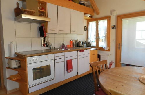 Photo 16 - 1 bedroom Apartment in Saanen