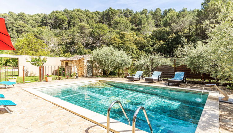 Photo 1 - Maison de 4 chambres à Le Barroux avec piscine privée et jardin