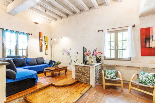 Photo 9 - 4 bedroom House in Le Barroux with private pool and garden