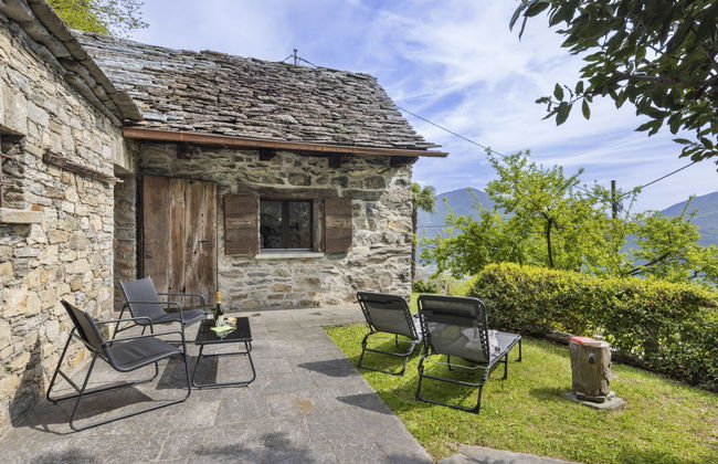 Casa de 1 quarto em Cugnasco-Gerra com jardim - Foto 8