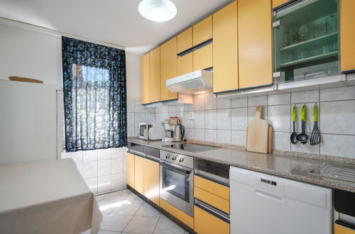 Photo 20 - 8 bedroom House in Senj with garden and terrace