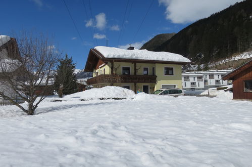 Foto 17 - Apartamento de 2 quartos em Pettneu am Arlberg com jardim e terraço