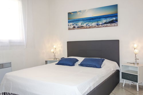 Foto 4 - Apartamento de 1 habitación en Carqueiranne con jardín