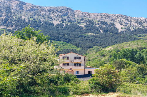Photo 2 - Appartement de 1 chambre à Baška avec jardin