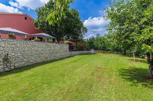 Foto 23 - Casa con 4 camere da letto a Sveta Nedelja con piscina privata e giardino